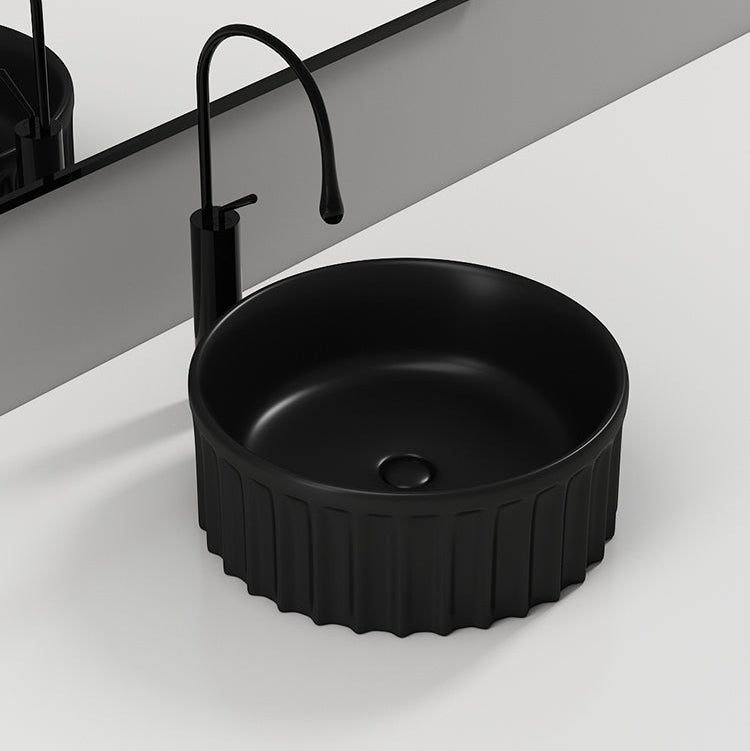 Banyetti Vasca 380mm Round Fluted Countertop Basin - Matt Black