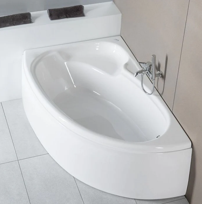 Carron Dove 1550mm x 950mm Corner Bath - Right Hand